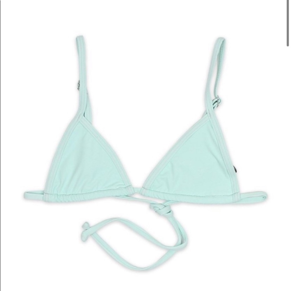 LAST CHANCE - NWT Dippin Daisy’s Marina Bikini Top Mint